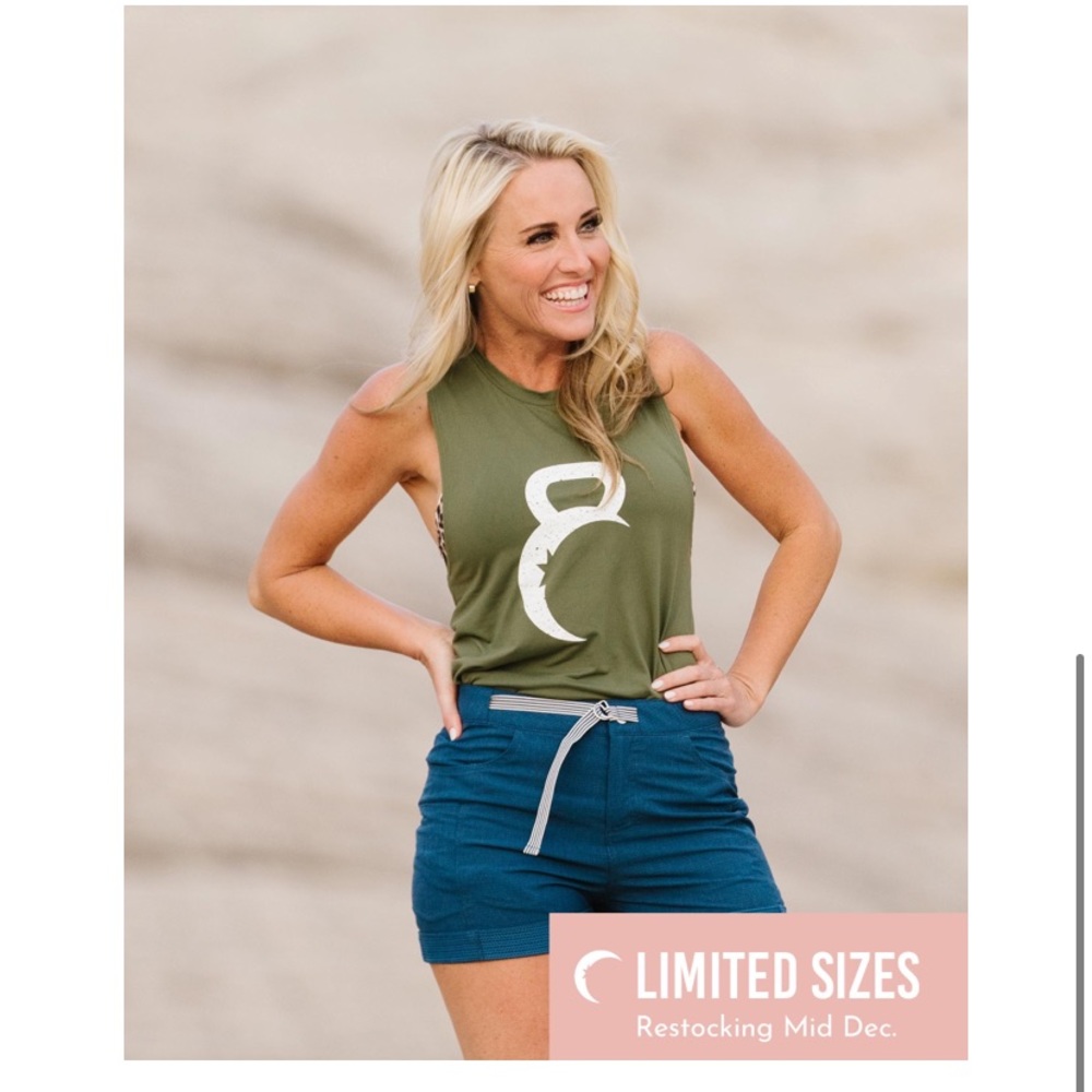 Zyia olive kettle moon tank